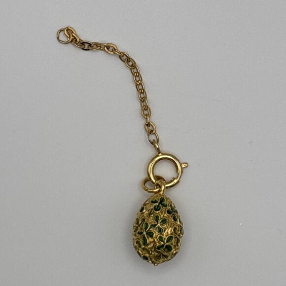 Joan Rivers Faberge Egg Gold 4 Leaf Clover Enamel Charm Pendant with Extender - Picture 1 of 4